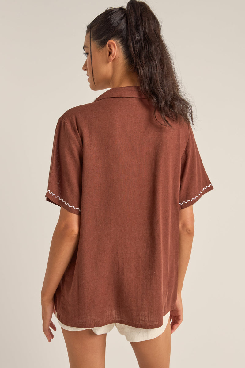 Solis Embroidered Short Sleeve Shirt Chocolate