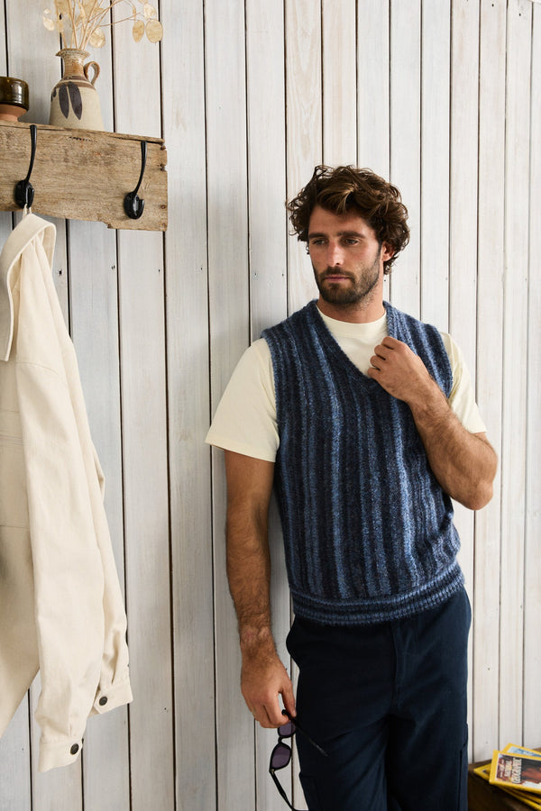 Friction Vest Knit Deep Blue