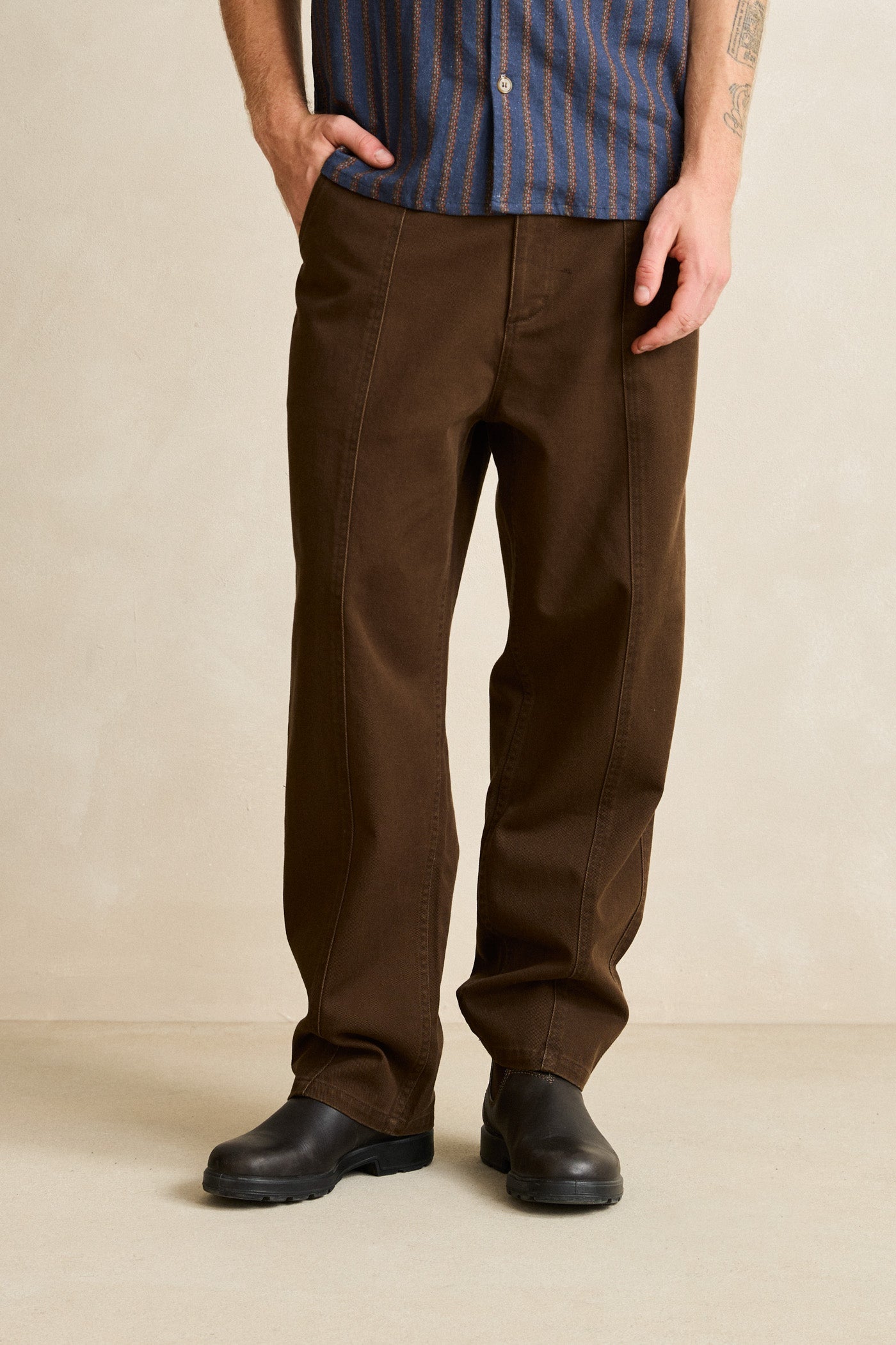 Straight Cut Slacks Chocolate – Rhythm US