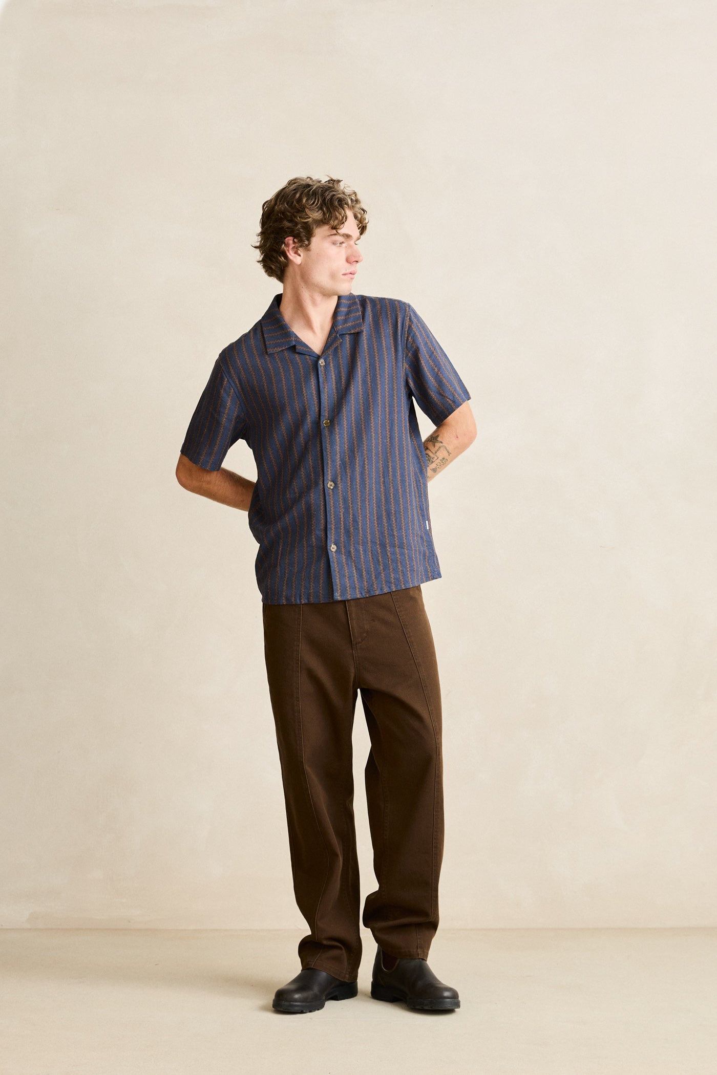 Straight Cut Slacks Chocolate – Rhythm US