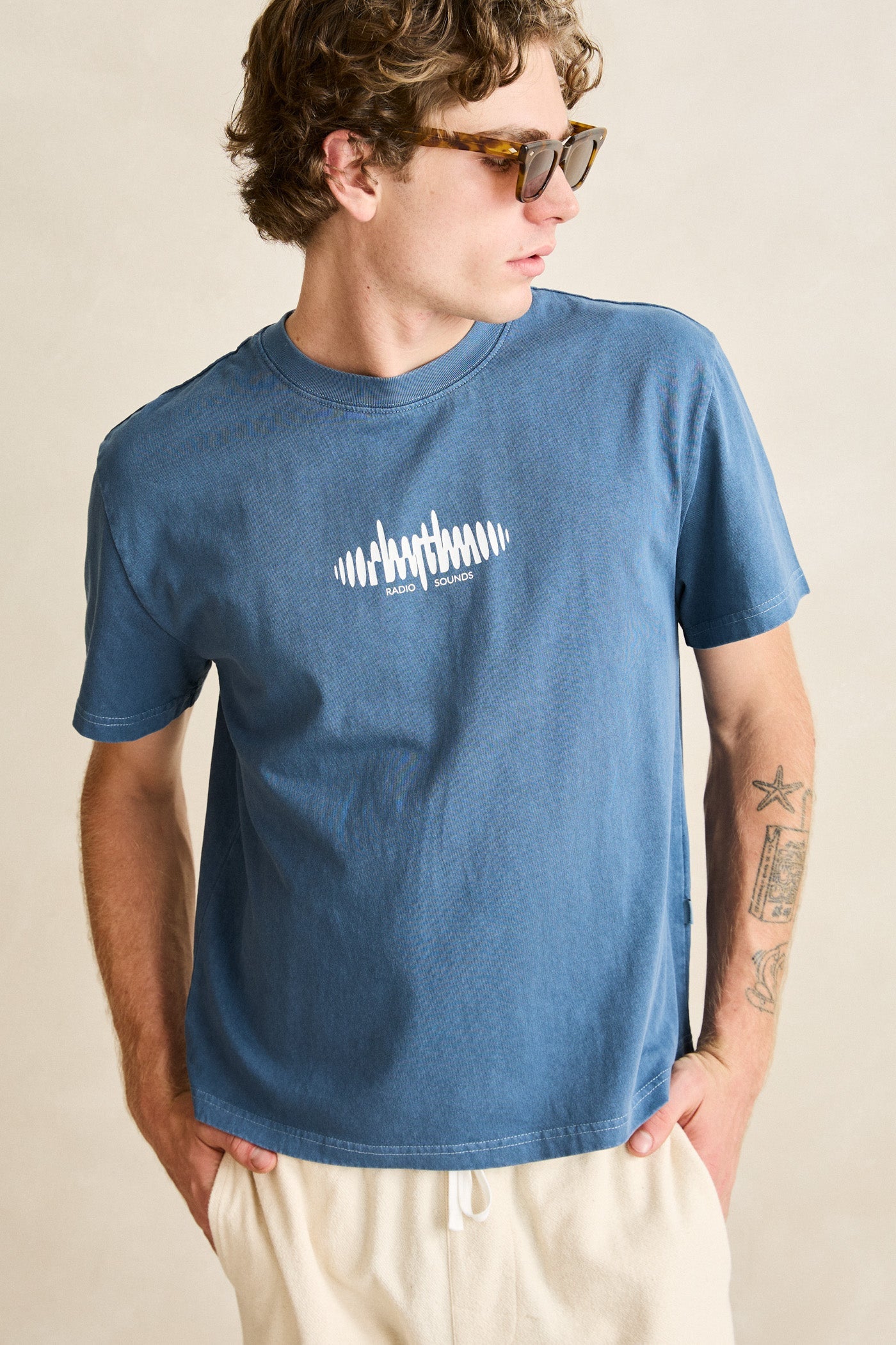 Sounds Contrast Band Ss T-Shirt Blue – Rhythm US