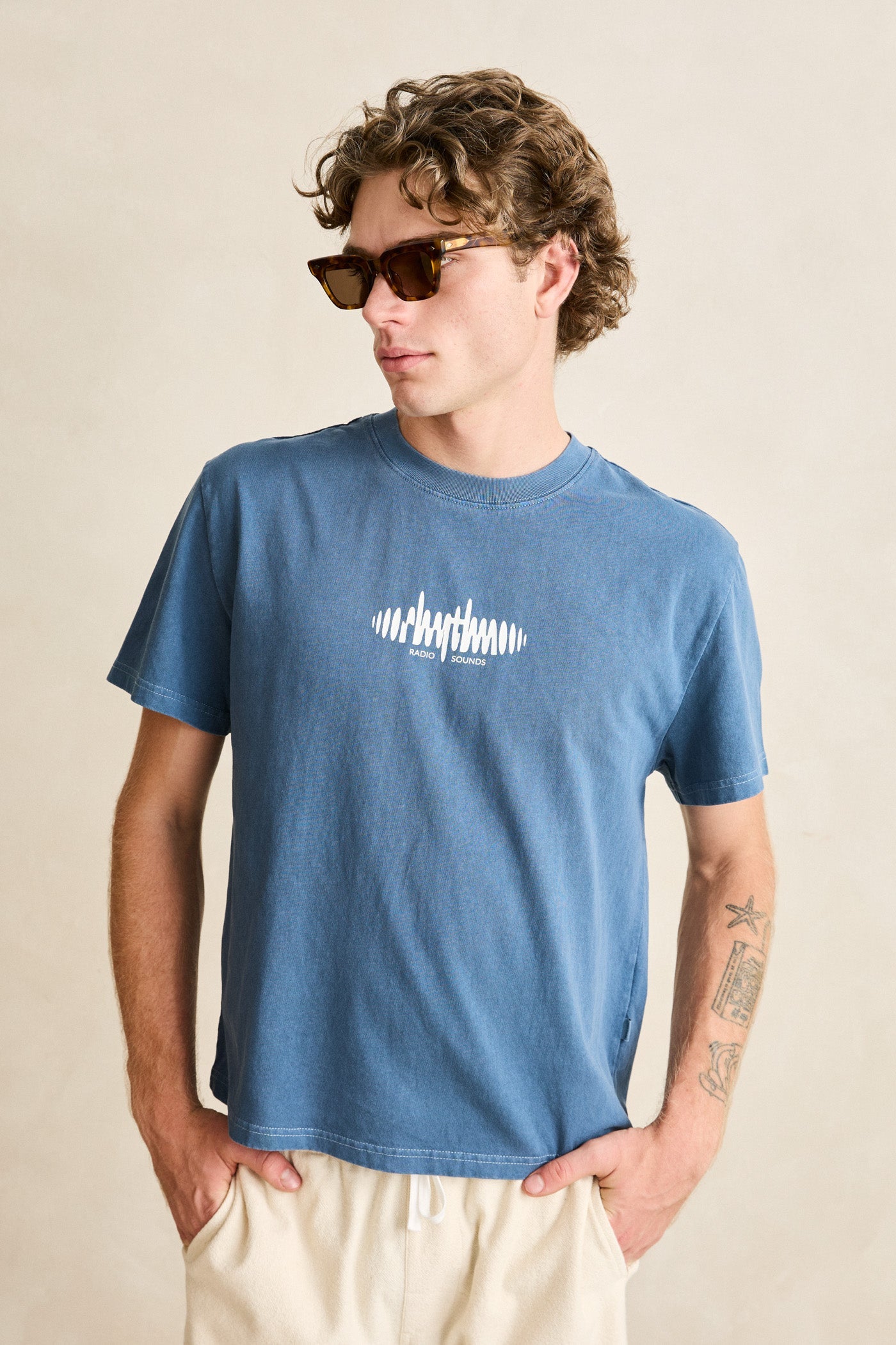 Sounds Contrast Band Ss T-Shirt Blue – Rhythm US