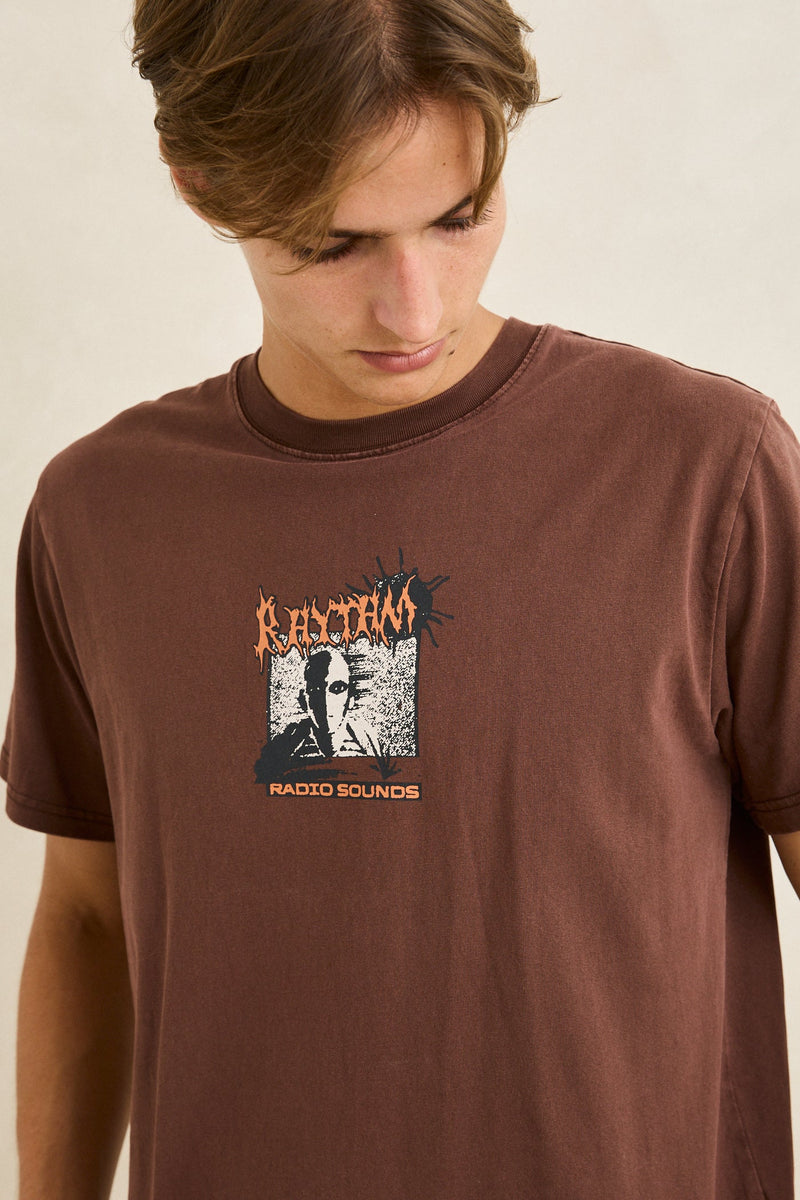 Tune In Vintage Ss T-Shirt Chocolate – Rhythm US