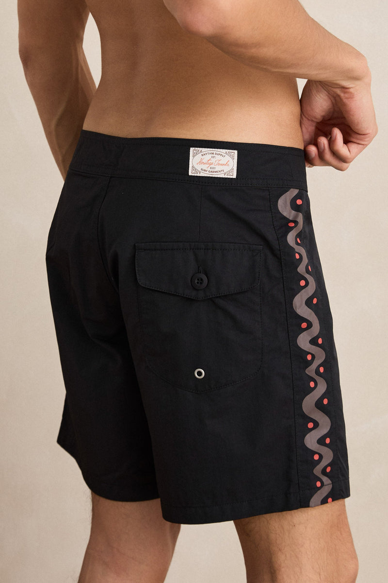 Snake Trials Trunk Black