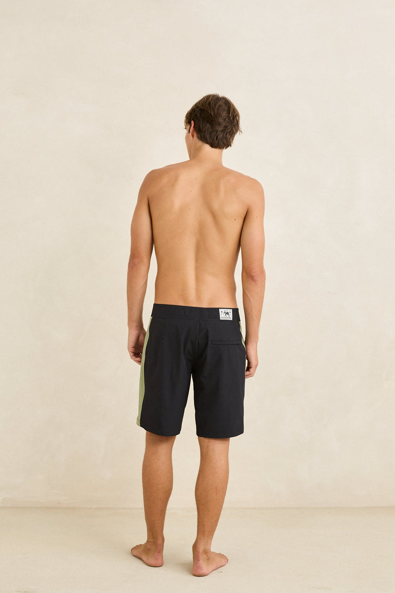 Core Trunk Olive – Rhythm US