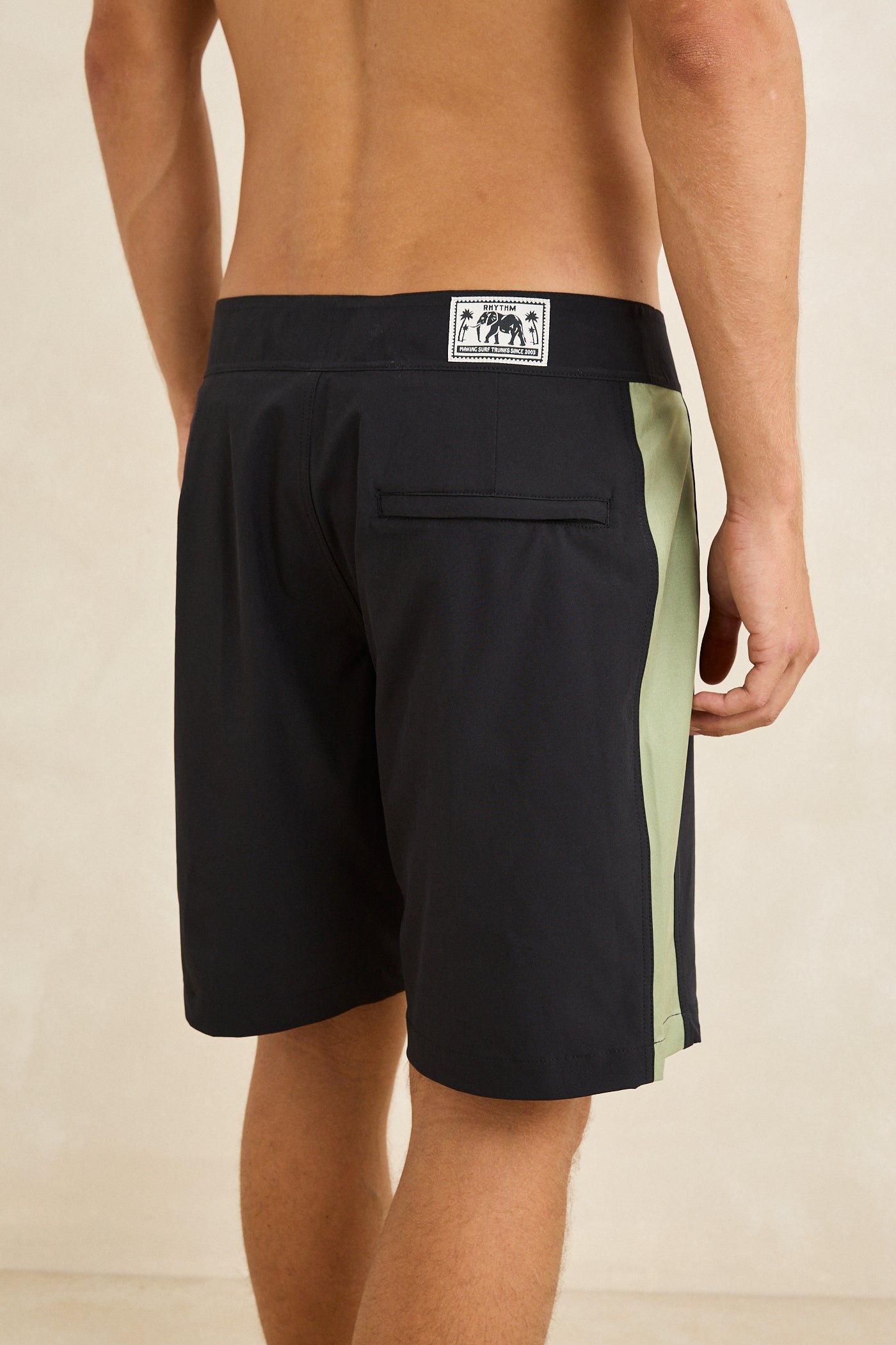 Core Trunk Olive – Rhythm US