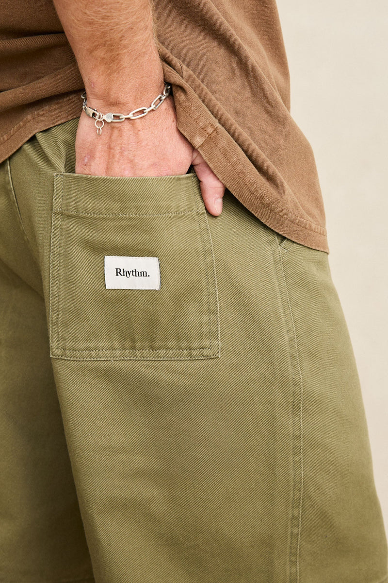 Relaxed Haight Twill Short Washed Olive