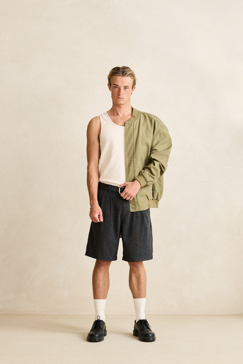 Relaxed Double Pleat Tweed Short Granite