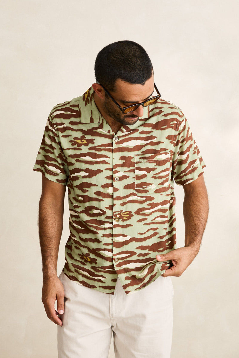Leo Camo Ss Shirt Sage