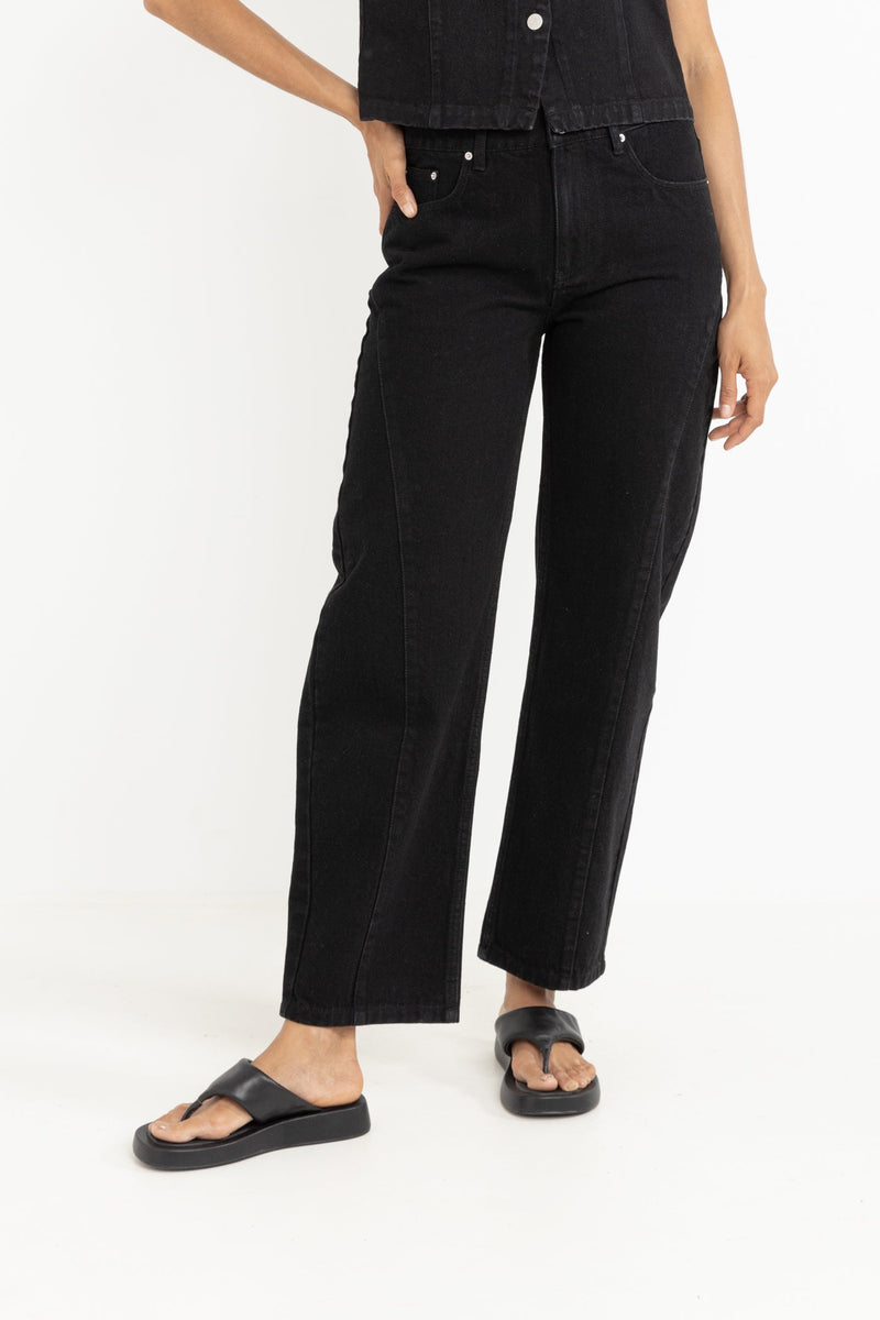 Low-Rise Barrel Denim Pant Vintage Black