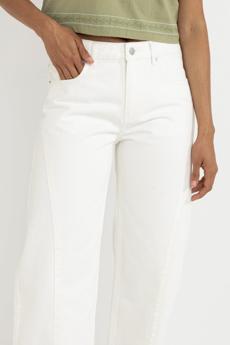 Low-Rise Barrel Denim Pant White