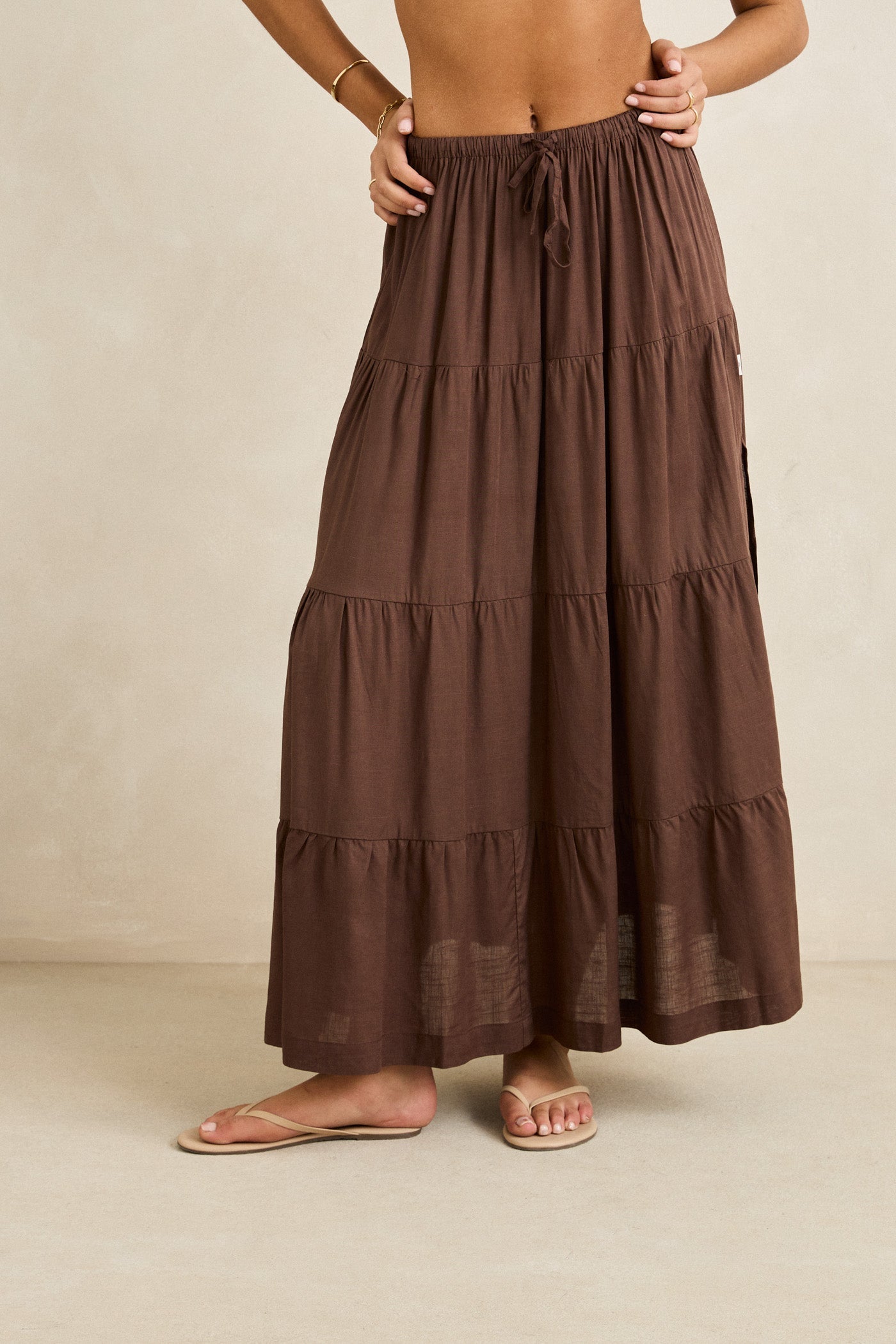 【NONCODE】Carmin Tiered Skirt 04987460_855.jpg?v=1706612783