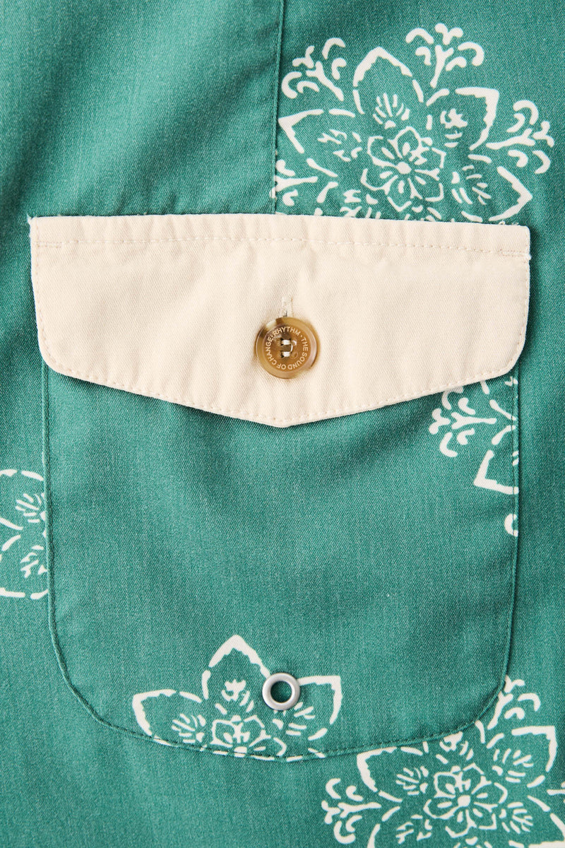 Doily Heritage Trunk Pine