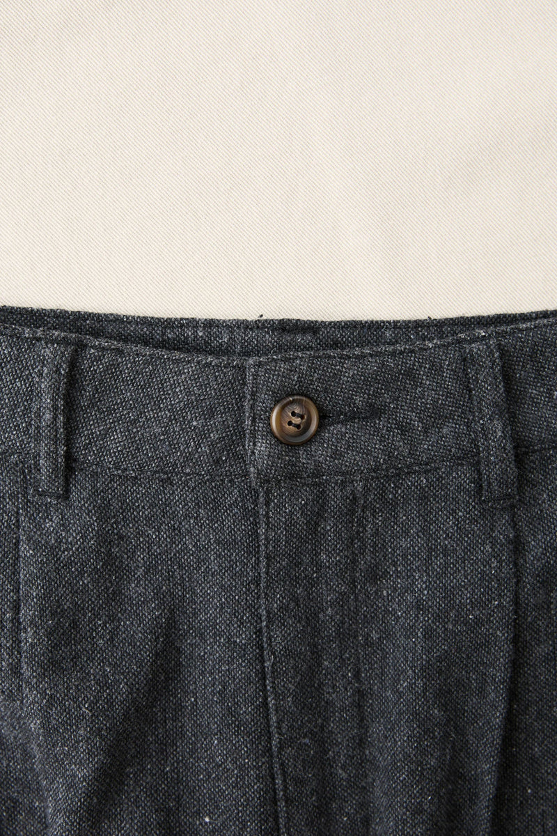 Relaxed Double Pleat Tweed Short Granite