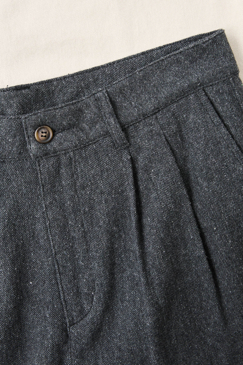 Relaxed Double Pleat Tweed Short Granite