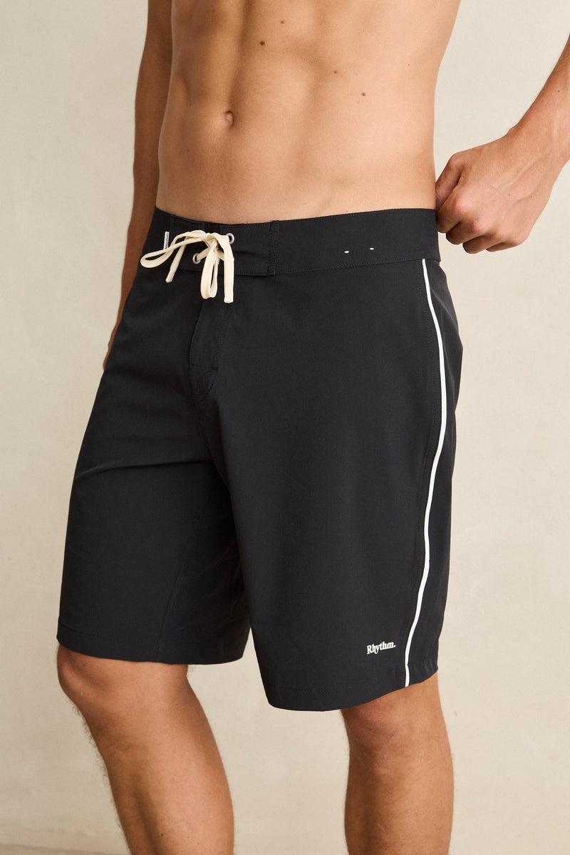 Essential Trunk Black – Rhythm US