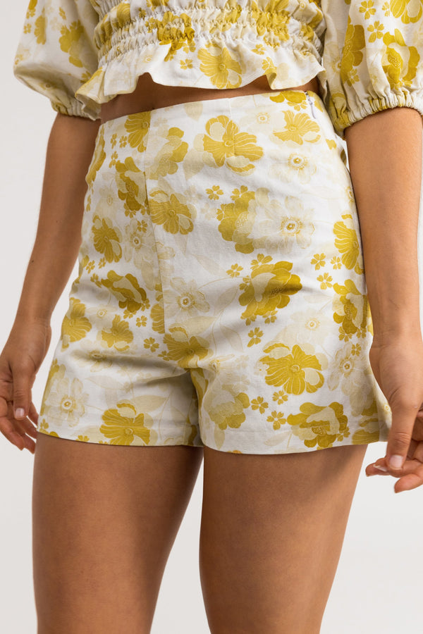 Harmony Floral Short Honey