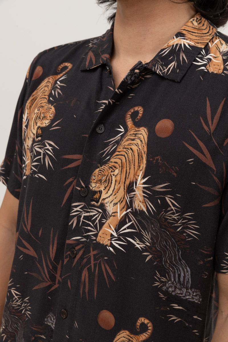 Tiger Print Short Sleeve Shirt