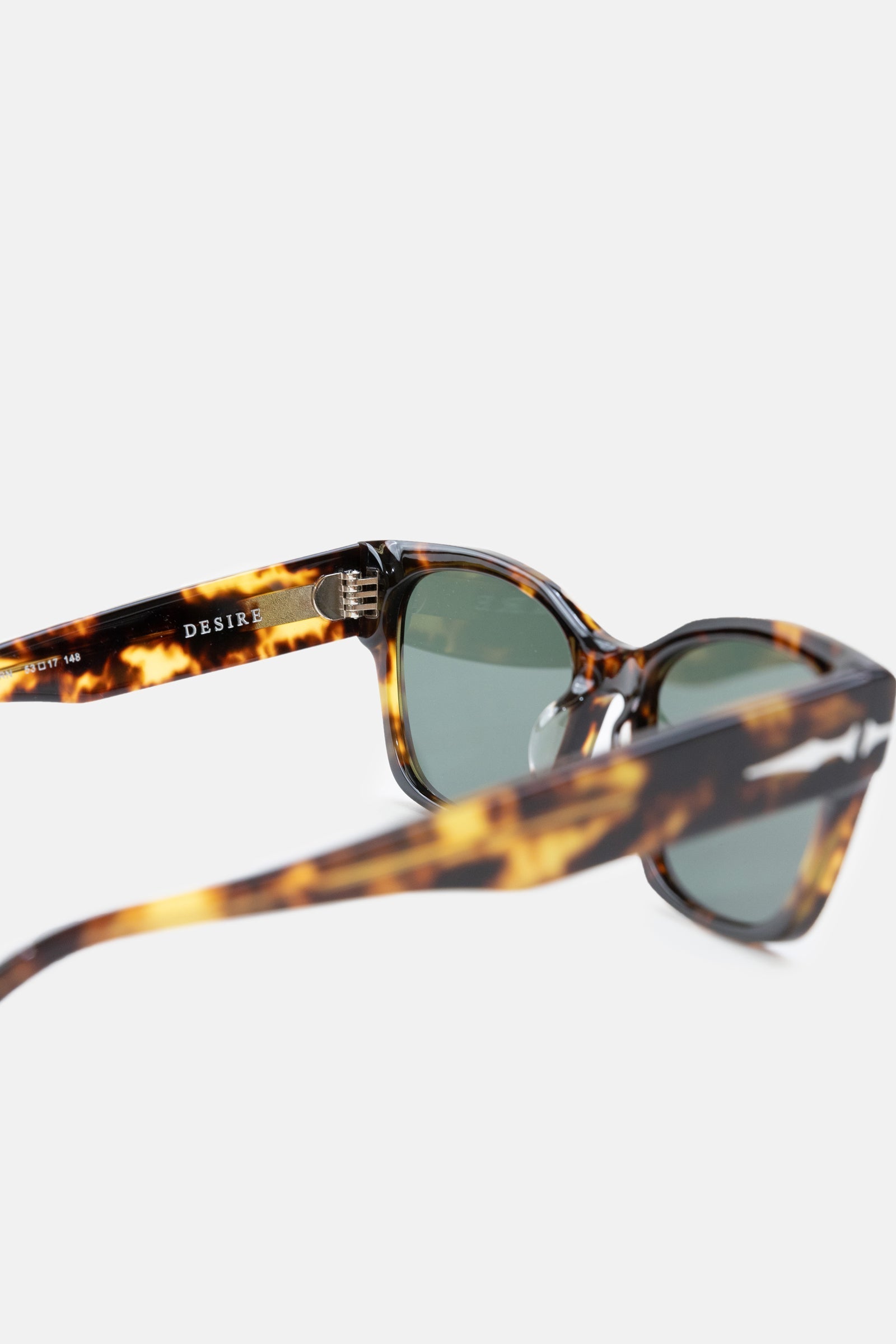 EPØKHE Desire Tortoise Polished / Green – Rhythm US